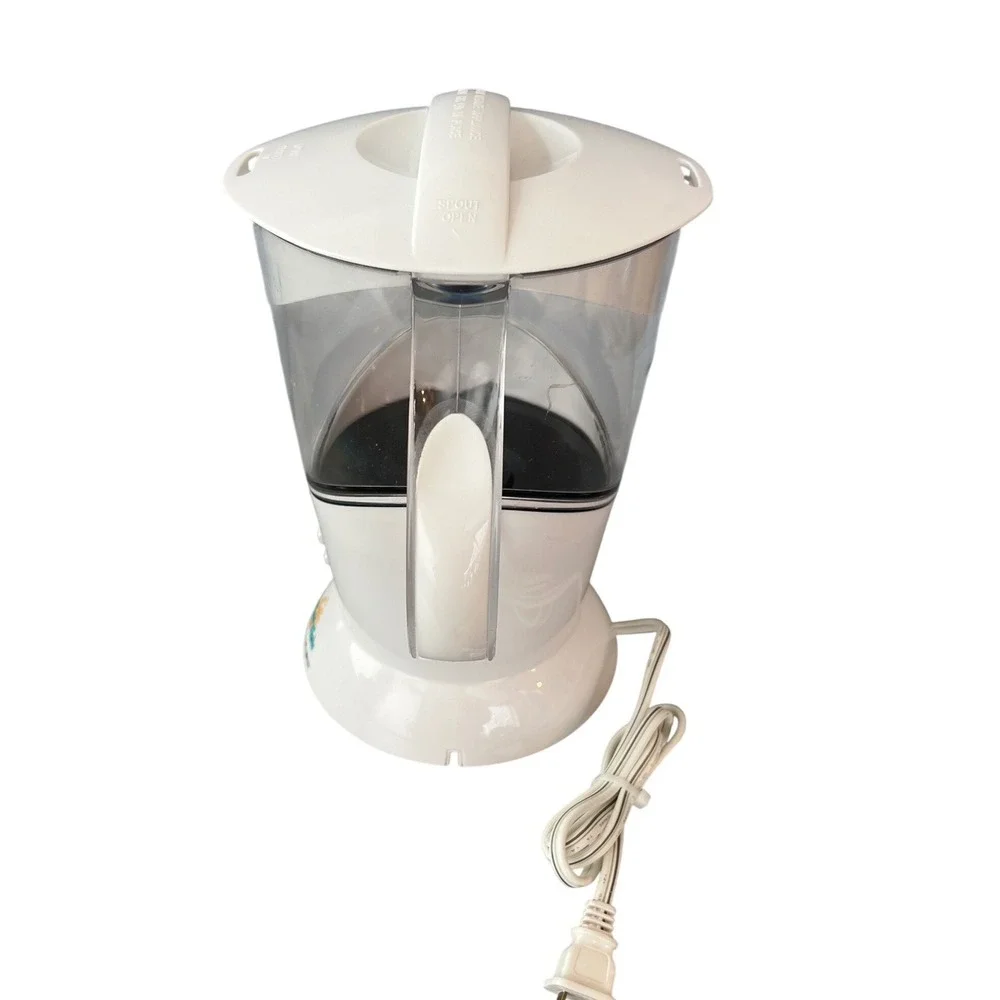 Cocomotion Hot Cocoa Maker Mr Coffee White Electric Beverage Mixer HC4
